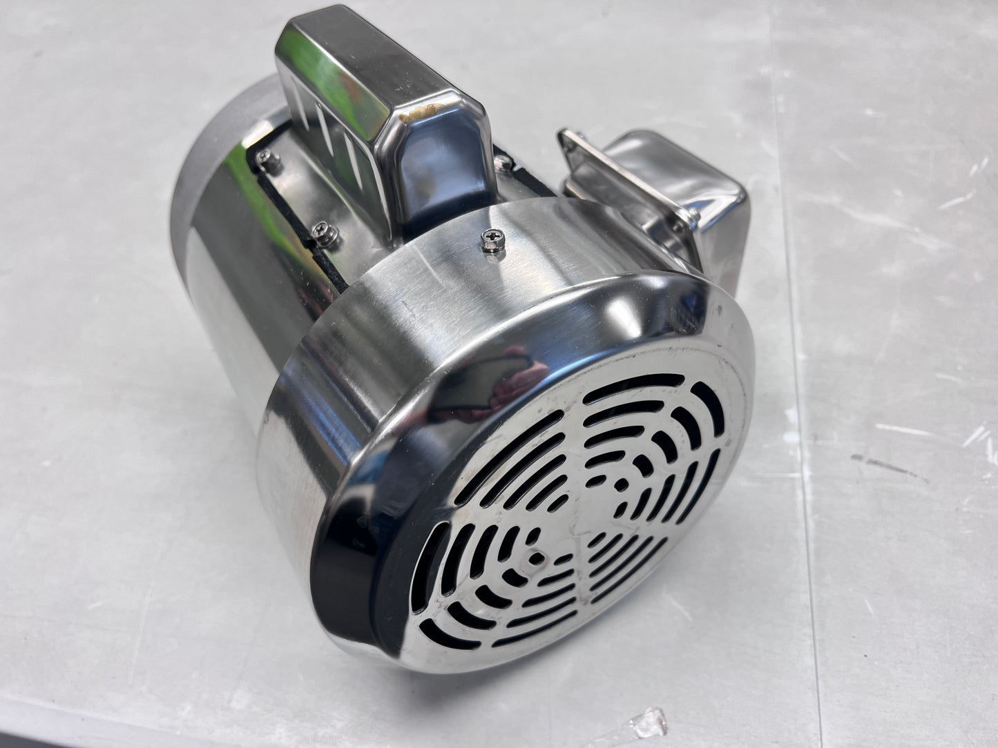 SMC YCN5634BX 0.5 HP Stainless Steel Boat Lift Motor, 1725RPM, 1.0 Service Factor, 56C Frame, without base, TEFC, 115/230V, SST Boat Hoist Motor