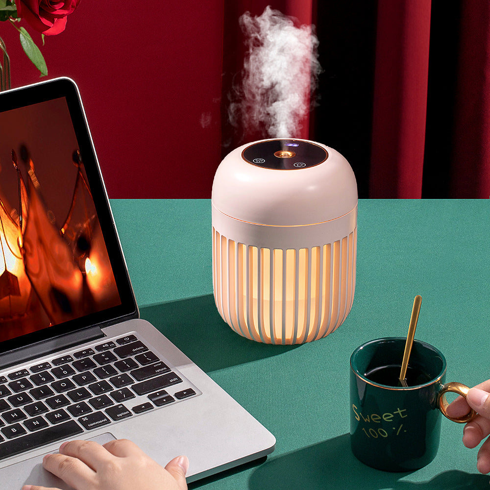 Portable Mini Humidifier, 600ml Small Cool Mist Humidifier, USB C Rechargeable Humidifier and Night Light for Baby Bedroom Travel Office Home Car, Super Quiet